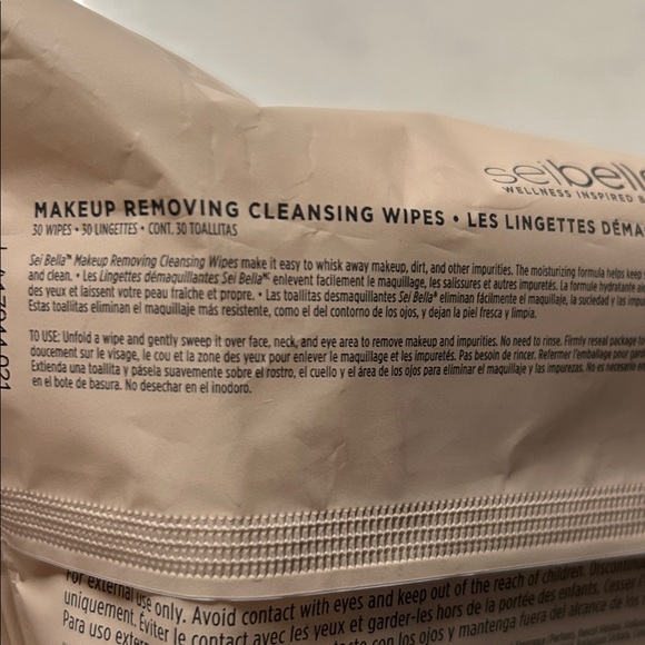Seibella Makeup Removing Cleansing Wipes- 30 count New sealed - Picture 2 of 4